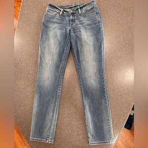 Victoria's Secret Women's Blue
Jeans. Nice Fading, Straight Leg